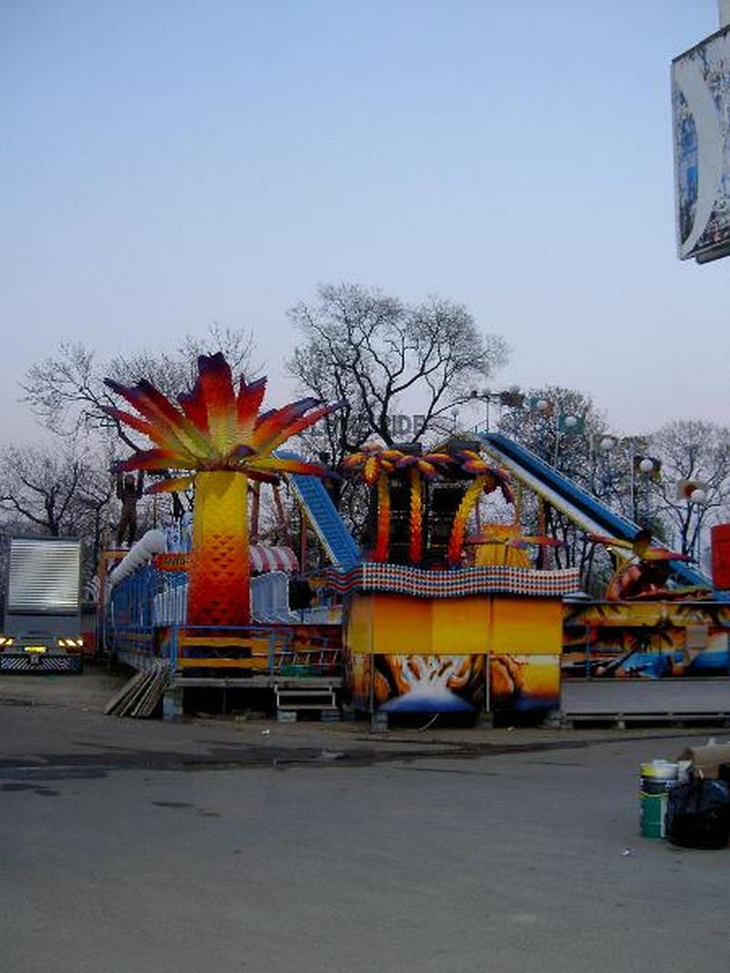 Foire-du-Trone-montage-2004-34