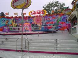 Tours-2004-12