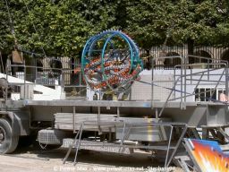 Fete-des-Tuileries-2005-demontage-2005-31