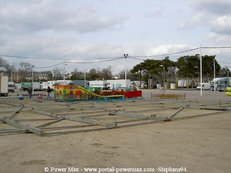 Foire-du-Trone-2005-montage-2005-107