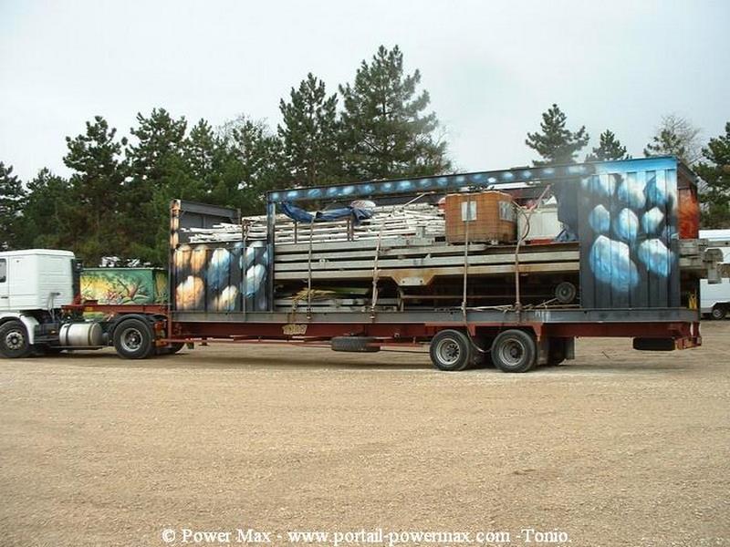 Foire-du-Trone-2005-montage-2005-11