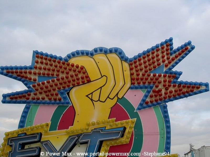 Foire-du-Trone-2005-montage-2005-152