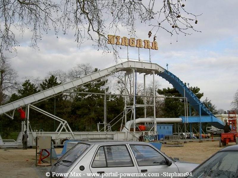 Foire-du-Trone-2005-montage-2005-155