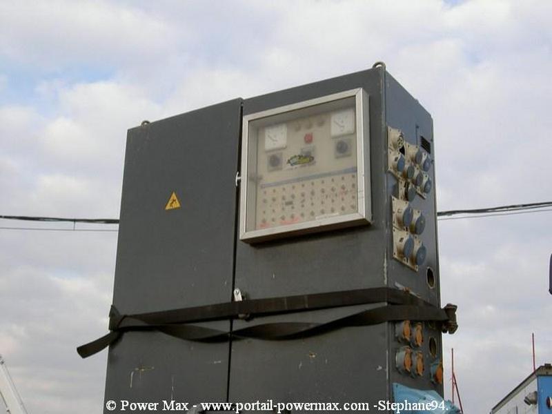 Foire-du-Trone-2005-montage-2005-169