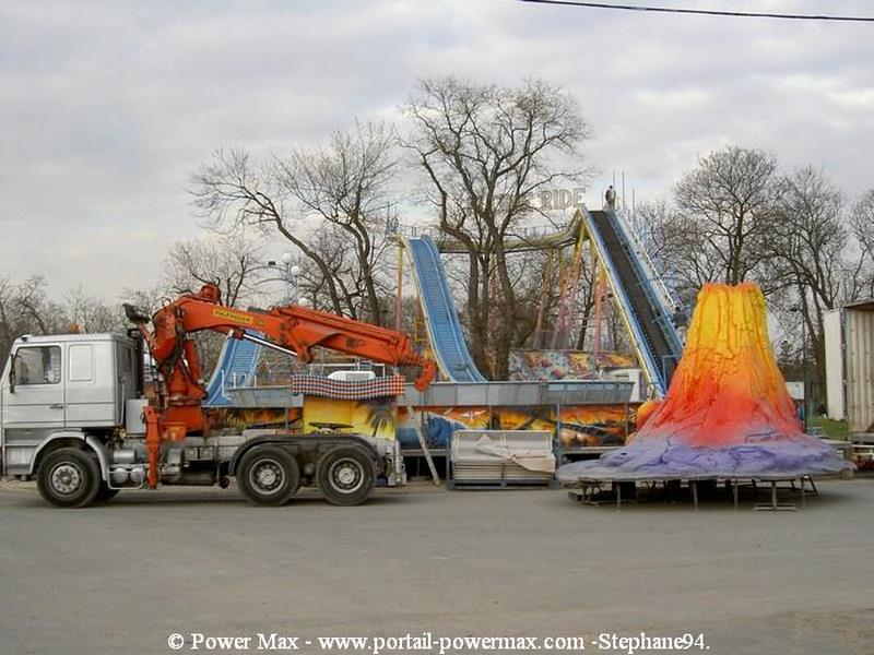 Foire-du-Trone-2005-montage-2005-172