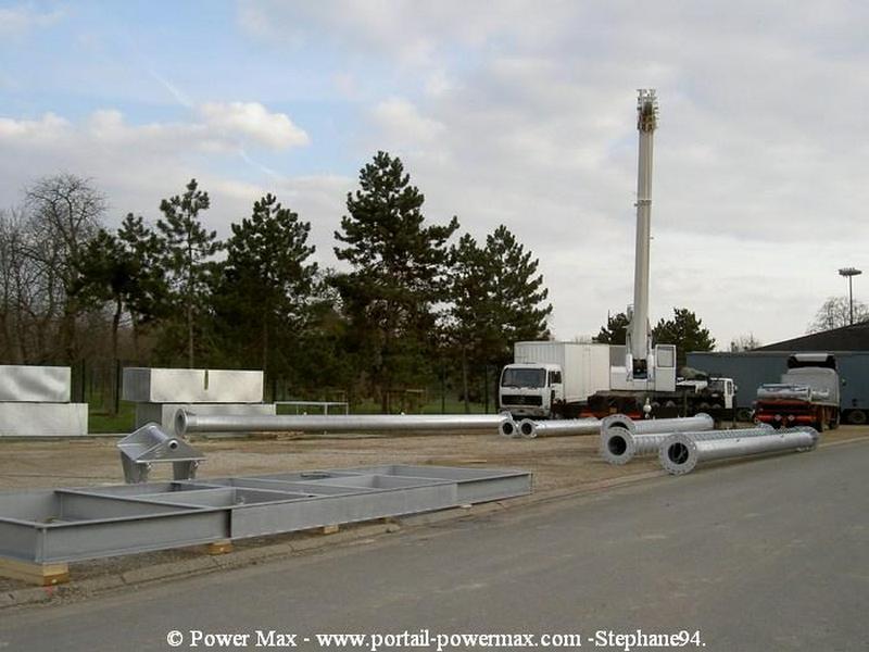Foire-du-Trone-2005-montage-2005-173