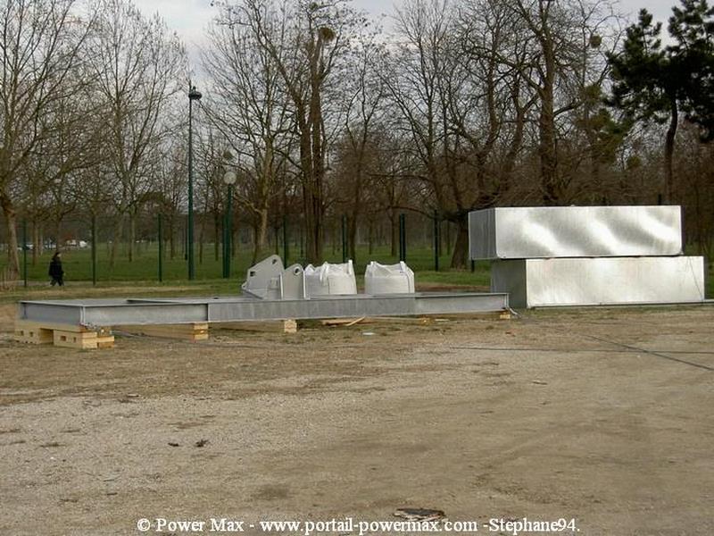 Foire-du-Trone-2005-montage-2005-174