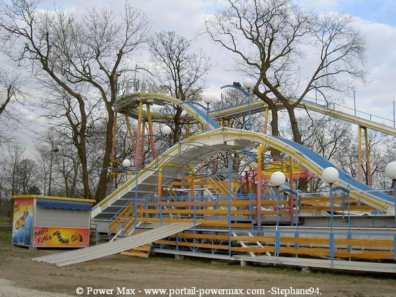 Foire-du-Trone-2005-montage-2005-176