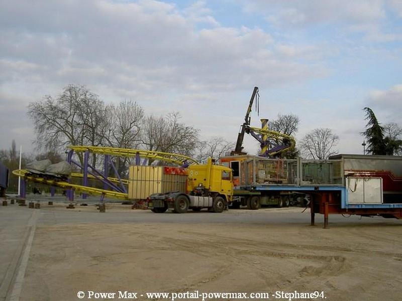 Foire-du-Trone-2005-montage-2005-180
