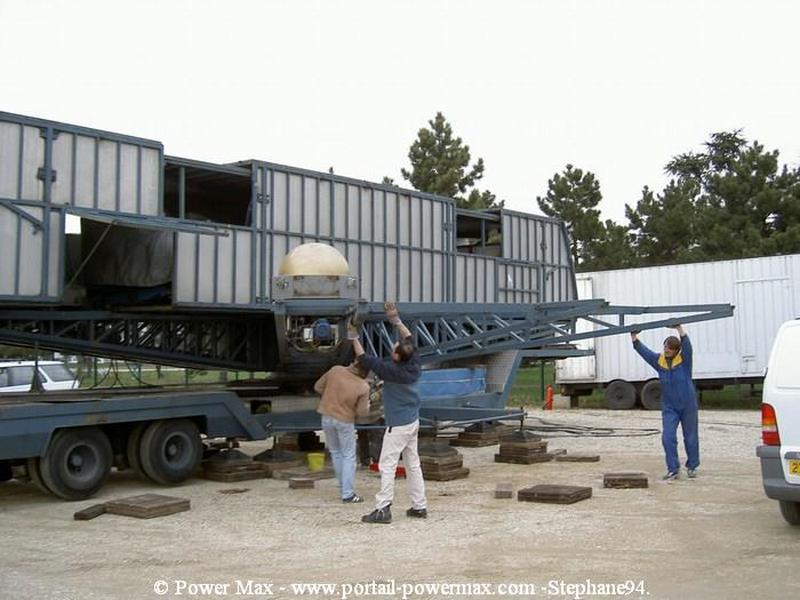 Foire-du-Trone-2005-montage-2005-198