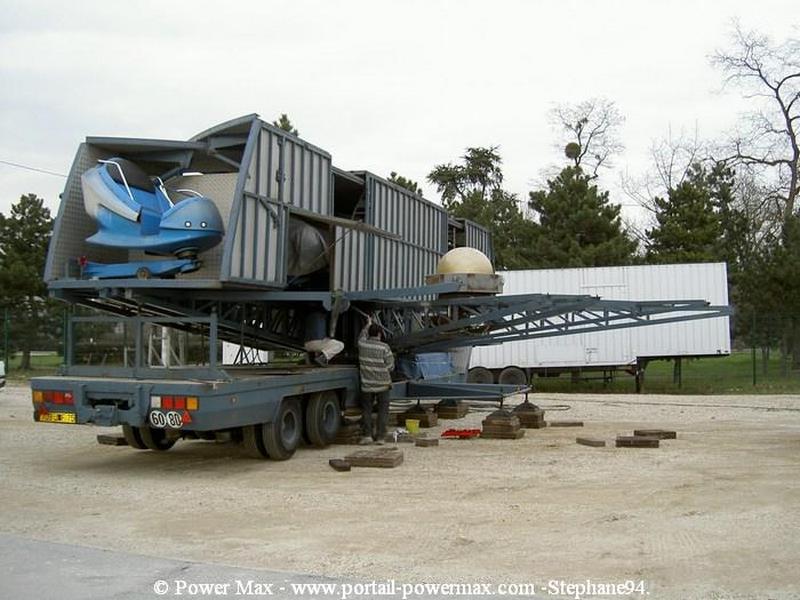 Foire-du-Trone-2005-montage-2005-201