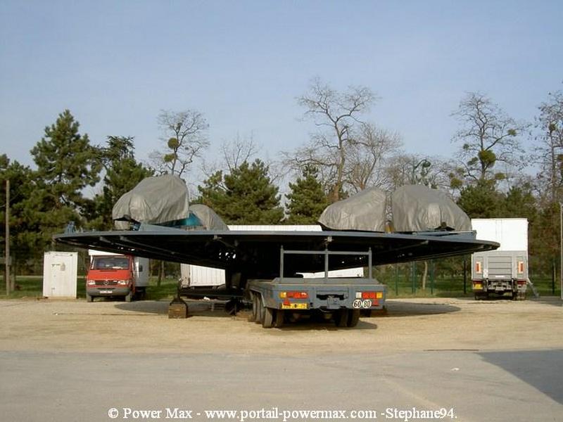 Foire-du-Trone-2005-montage-2005-231