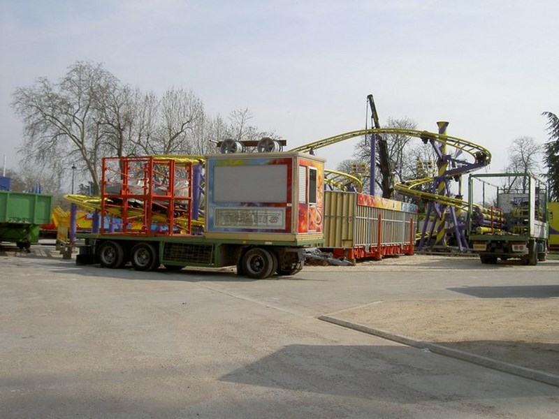 Foire-du-Trone-2005-montage-2005-267