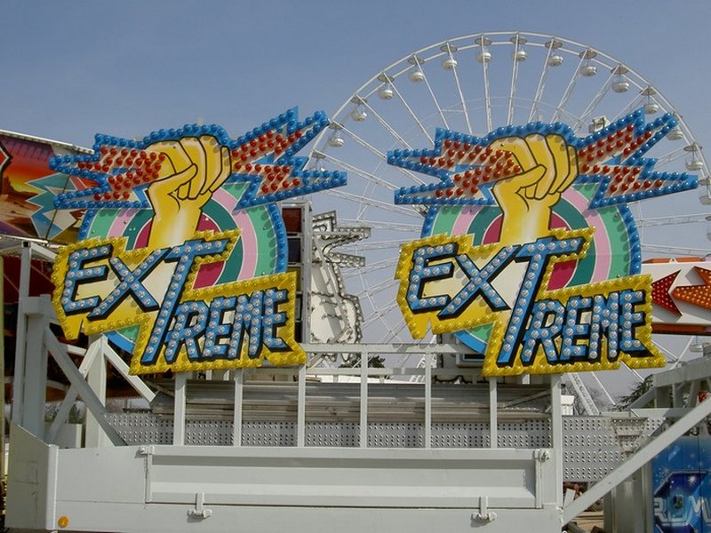 Foire-du-Trone-2005-montage-2005-289