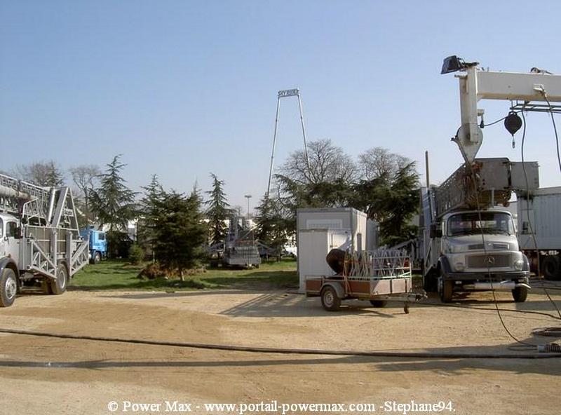 Foire-du-Trone-2005-montage-2005-367