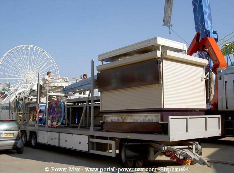 Foire-du-Trone-2005-montage-2005-373