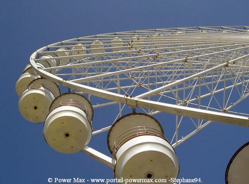 Foire-du-Trone-2005-montage-2005-390