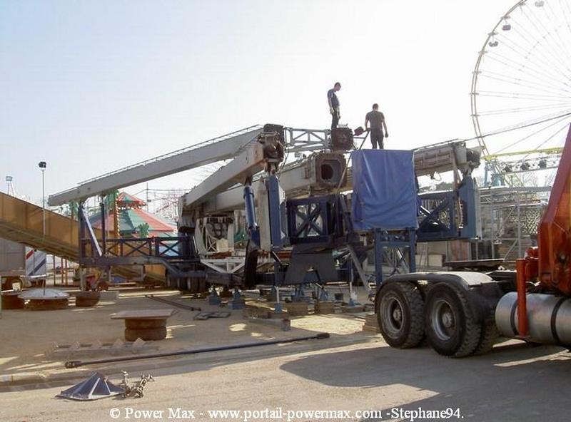 Foire-du-Trone-2005-montage-2005-399