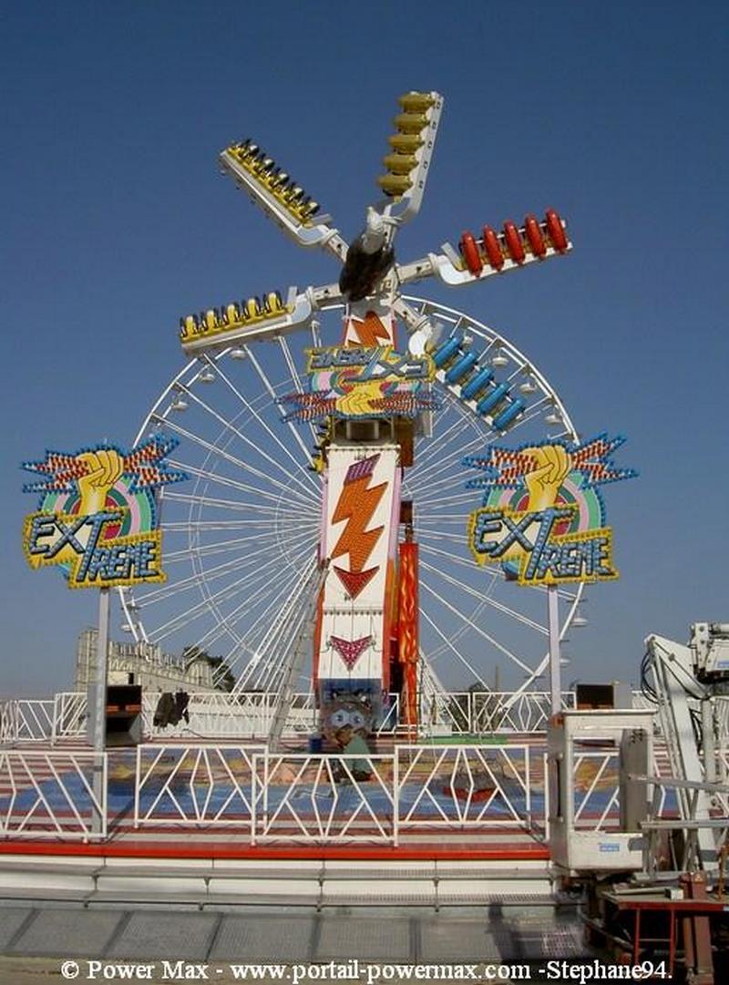 Foire-du-Trone-2005-montage-2005-415