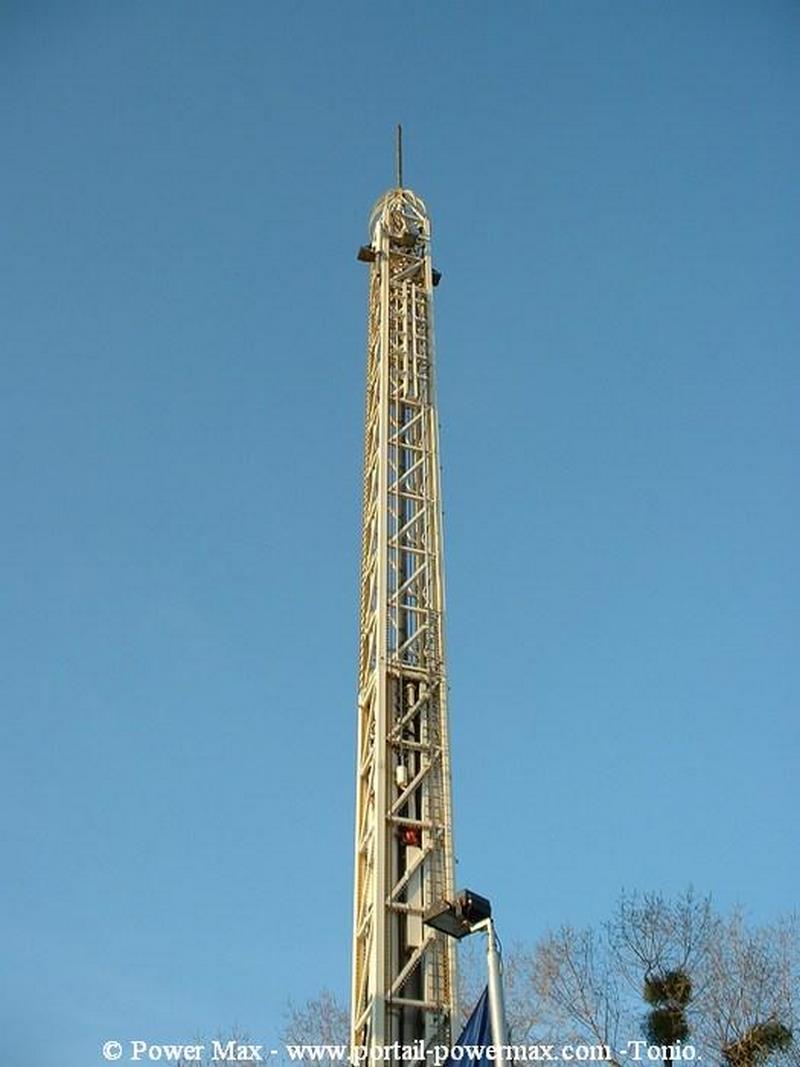 Foire-du-Trone-2005-montage-2005-426