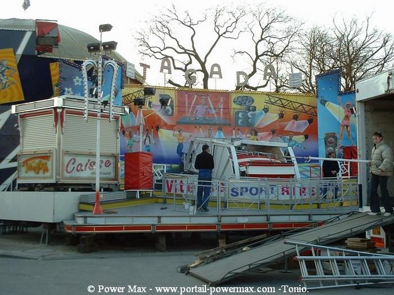 Foire-du-Trone-2005-montage-2005-430