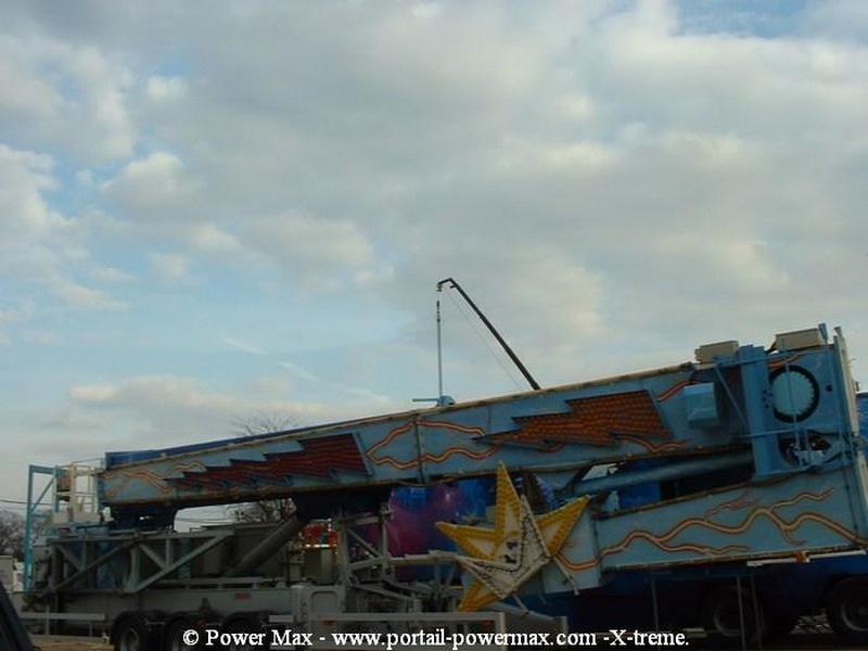 Foire-du-Trone-2005-montage-2005-465