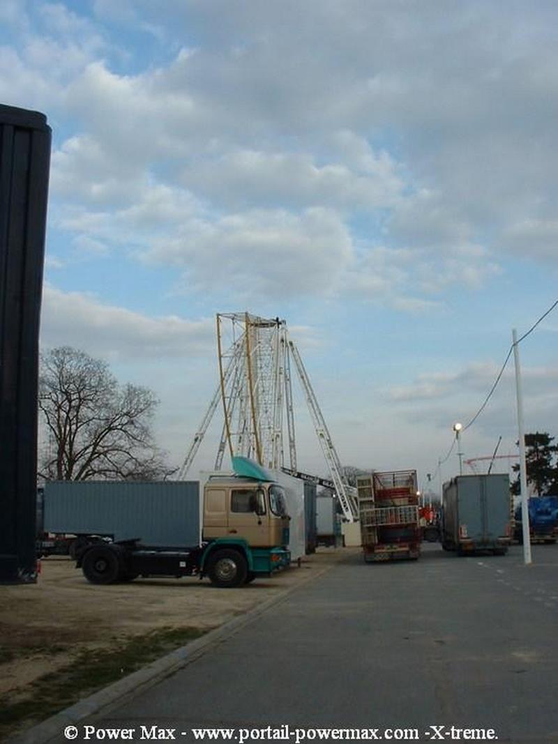 Foire-du-Trone-2005-montage-2005-475