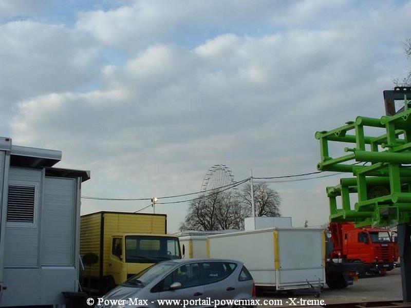 Foire-du-Trone-2005-montage-2005-485