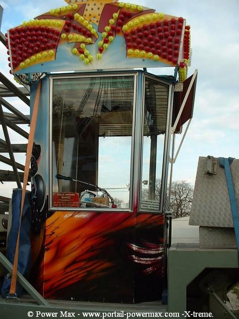 Foire-du-Trone-2005-montage-2005-486