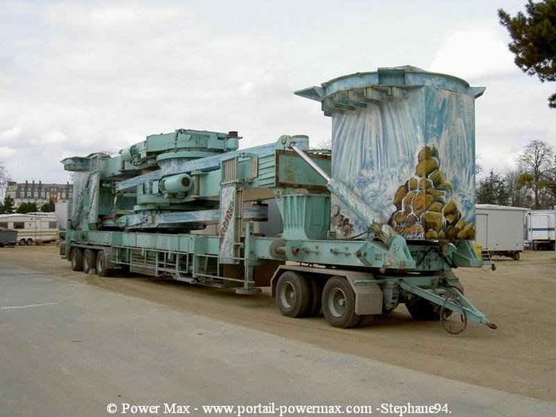Foire-du-Trone-2005-montage-2005-88