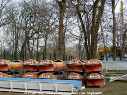 Foire-du-Trone-2005-montage-2005-128