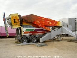 Foire-du-Trone-2005-montage-2005-153
