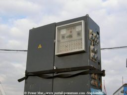 Foire-du-Trone-2005-montage-2005-169