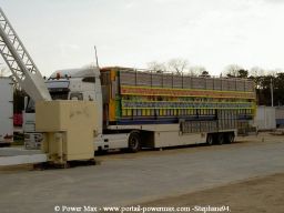 Foire-du-Trone-2005-montage-2005-179