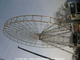 Foire-du-Trone-2005-montage-2005-235