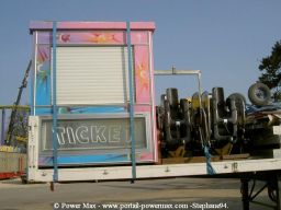 Foire-du-Trone-2005-montage-2005-262