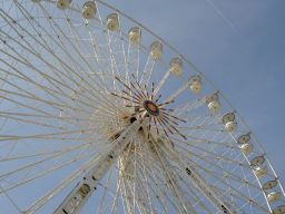Foire-du-Trone-2005-montage-2005-268