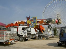 Foire-du-Trone-2005-montage-2005-285