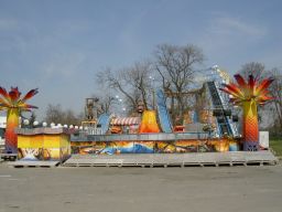 Foire-du-Trone-2005-montage-2005-301