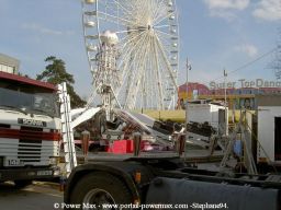 Foire-du-Trone-2005-montage-2005-325
