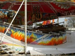 Foire-du-Trone-2005-montage-2005-342