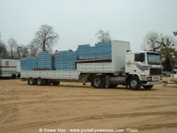 Foire-du-Trone-2005-montage-2005-35