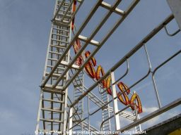 Foire-du-Trone-2005-montage-2005-355