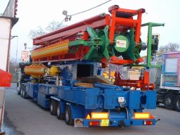 Foire-du-Trone-2005-montage-2005-363