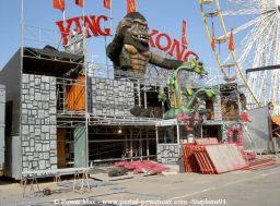 Foire-du-Trone-2005-montage-2005-375