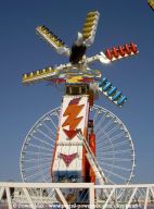 Foire-du-Trone-2005-montage-2005-383