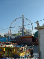 Foire-du-Trone-2005-montage-2005-418