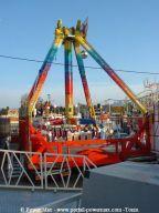 Foire-du-Trone-2005-montage-2005-421