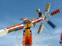 Foire-du-Trone-2005-montage-2005-449