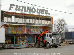 Foire-du-Trone-2005-montage-2005-45